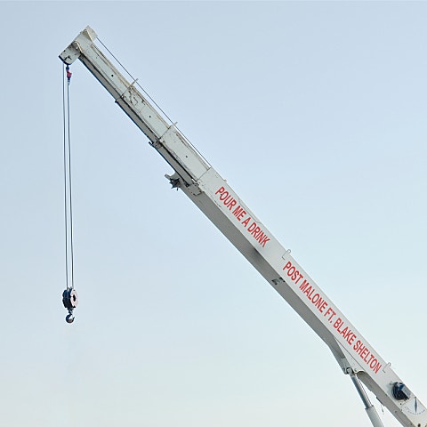 Pour Me A Drink (Feat.Blake Shelton)