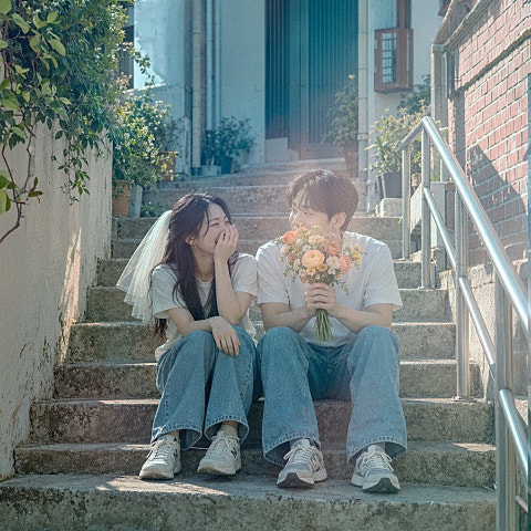 이윤희 잠 못 드는 밤 자켓